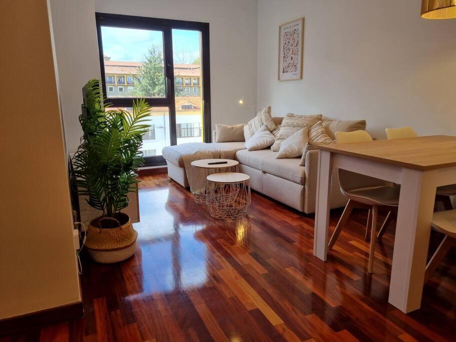 604B - Apartamento Con Garaje Oviedo Luaran gambar