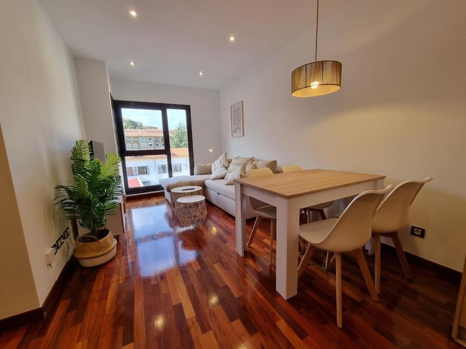 604B - Apartamento Con Garaje Oviedo Luaran gambar