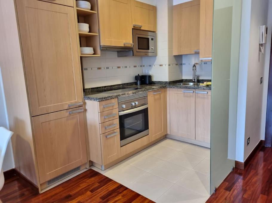 604B - Apartamento Con Garaje Oviedo Luaran gambar